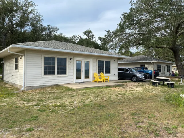 Maxwell-Gunter Mid-Bay Shores Recreation Area