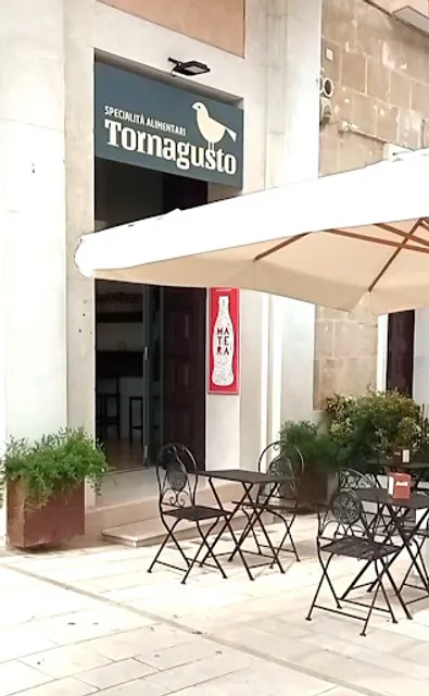 TORNAGUSTO