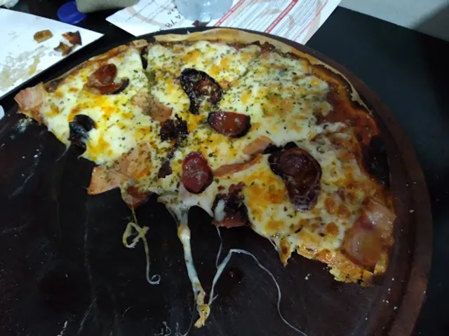Pizza Negra
