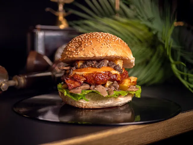 Secret Burger Society Matera