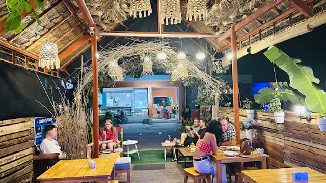 Sip Tea Bar & Restaurant