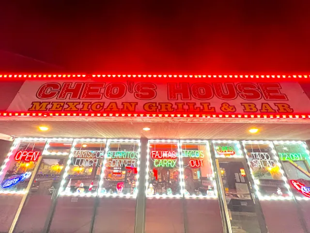 Cheo's House Mexican Grill & Bar