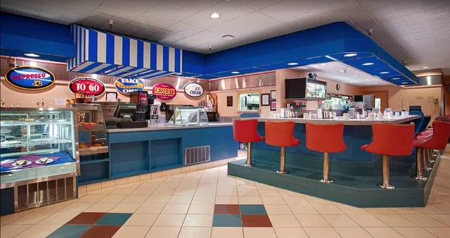 The Diner at The Landing