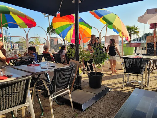 La Marina /Pizzéria Marina Calzonaria (Cuisine Familiale et Artisanale)