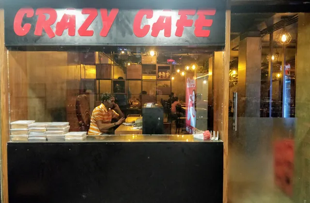 CrazyCafe Dhosa