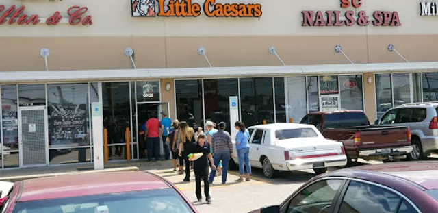 Little Caesars Pizza