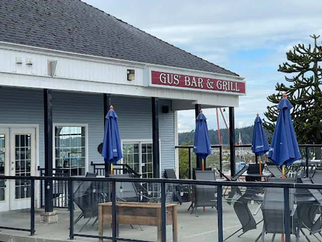 Gus's Pub