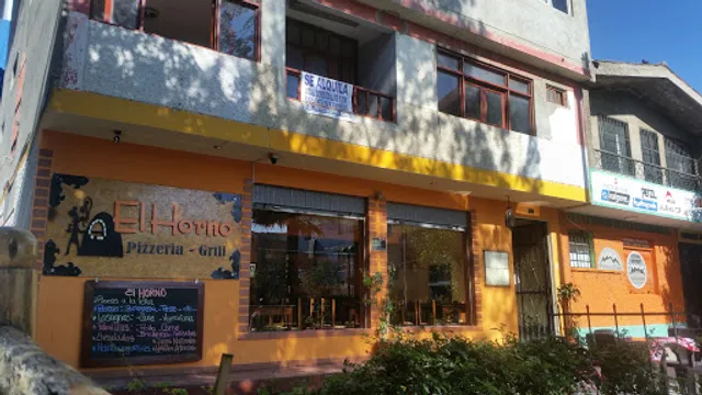 Pizzeria cafe: The Horno