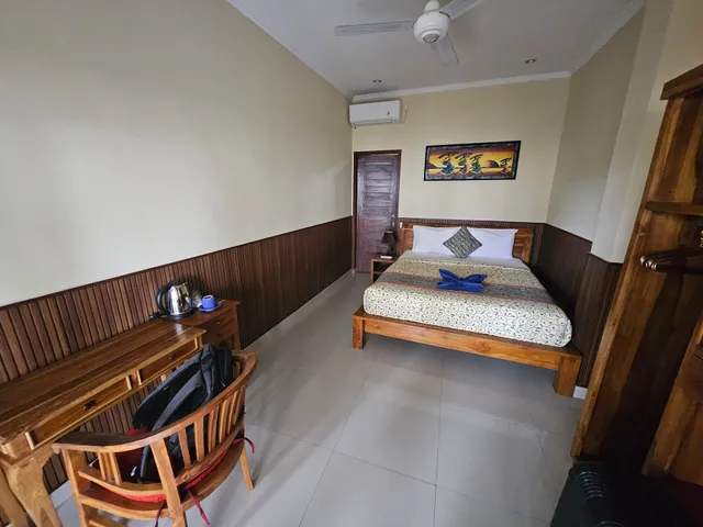 Yudis Guest House