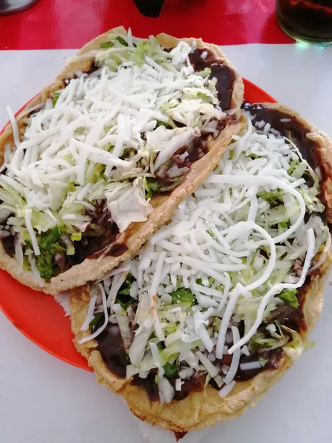 Antojitos Y Comida Corrida