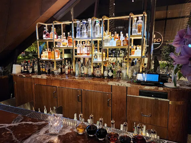 Nicco's Prime Cuts & Fresh Fish