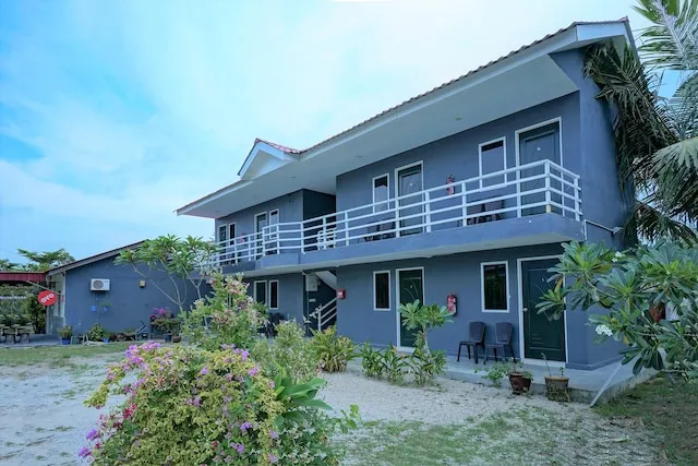 OYO 89890 Mila Motel 2