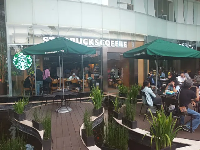 Starbucks Coffee - South Quarter