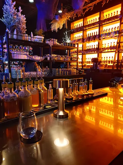 Weiss Distilling Co.