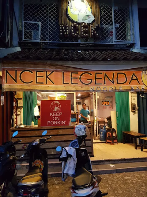 Ncek Legenda Noodle Bar, Kelapa Gading