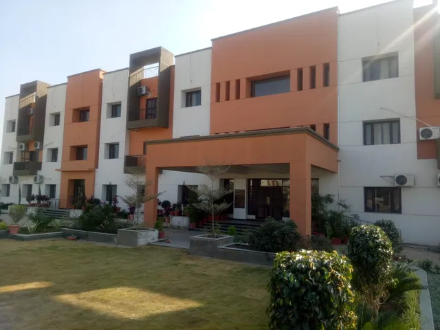 Shri Sanwaliya Dham AC Guest House