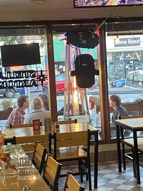 Red Tomato Pizza House