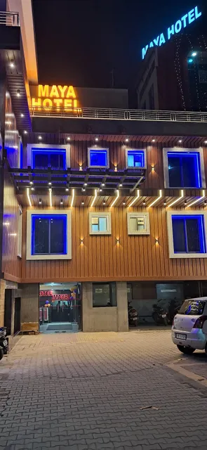 Hotel Maya Deluxe