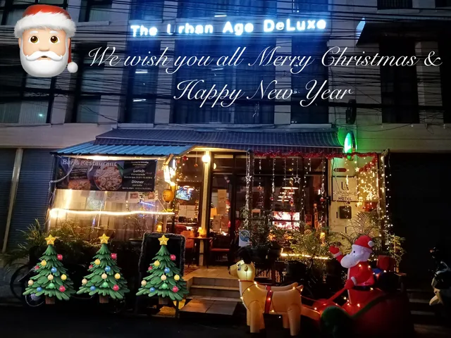 The Urban Age DeLuxe Hotel