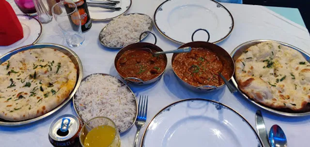 White Cliffs Tandoori