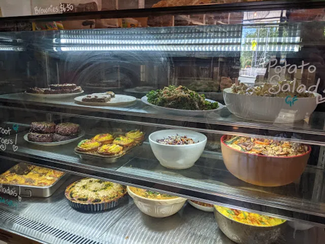 1two1 Vegan Cafe & Organic Grocer