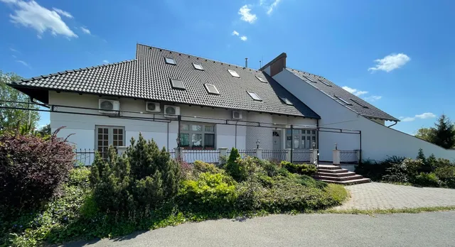 Szőlőfürt Fogadó