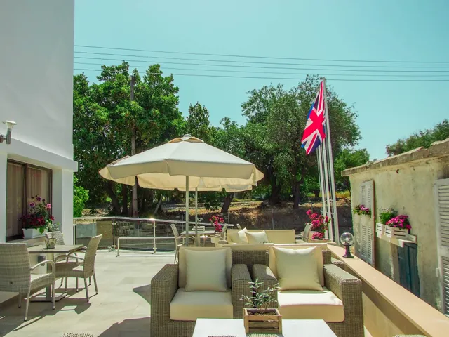 Bougainvillea Hotel Apartments | Hotel Apartments & Hotels in Polis Chrysochous, Cyprus