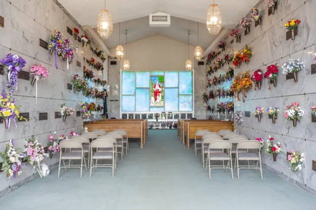 Parklawn Memorial Gardens