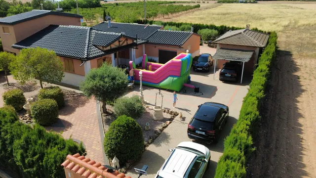 Casa Rural “Chalet de los Olivos”.