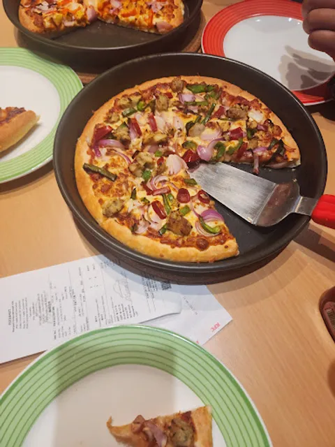 Pizza Hut | Oasis Mall, Dehradun