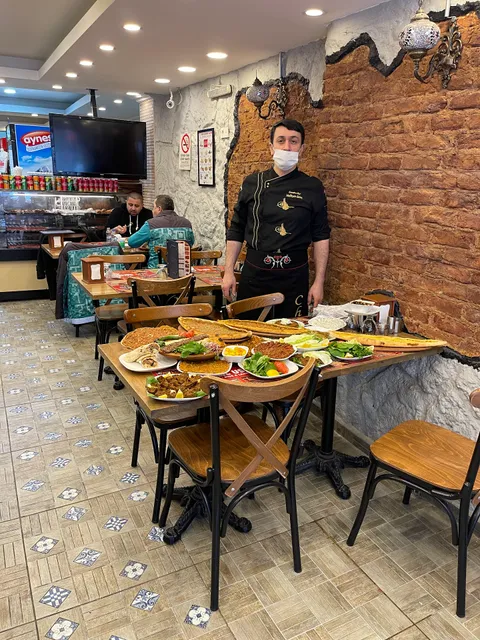 Hali̇l Usta Kebap & Lahmacun