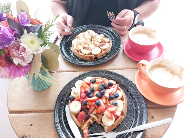 The White Cat - Waffles y Café especial