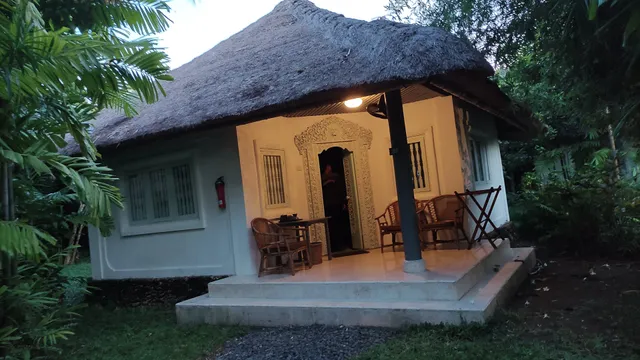 Poppies Cottages on Two