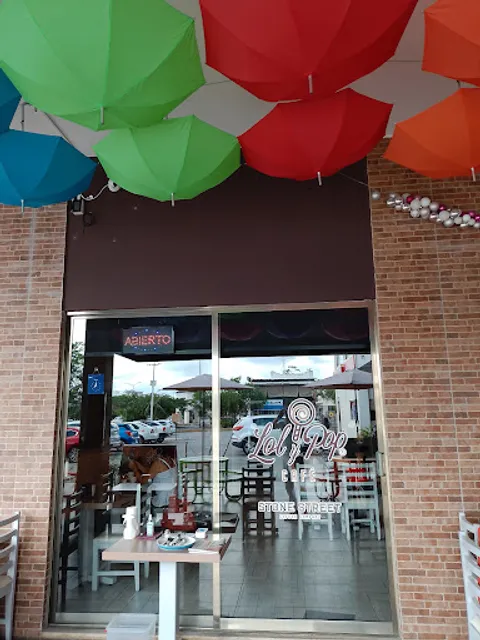 Loly Pop Café