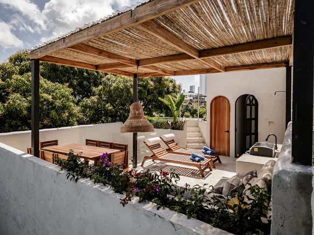 LA SANTISIMA - Luxury Vacation Rentals