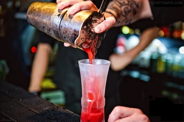 Shake & Pour Bartending School LLC