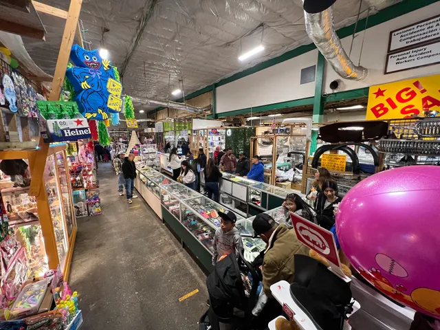 The Durham Green Flea Market