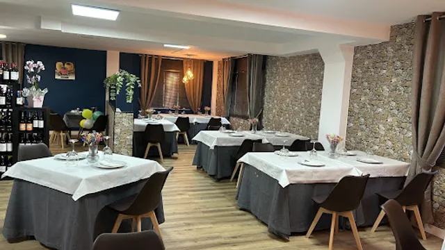 Casa Ruliña - Comidas y Habitaciones