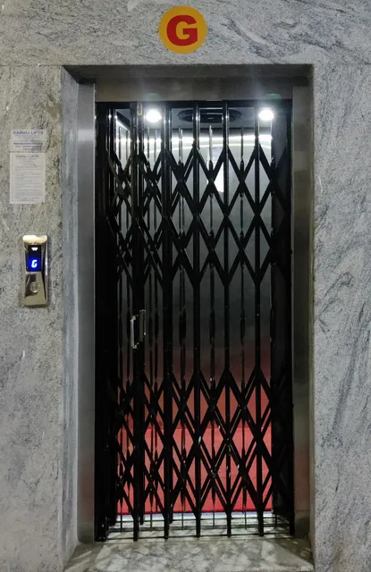 OYO MOHIT GOKUL LODGE NEW LUXURY ROOM'S OPPOSITE TO SECUNDERABAD RAILWAY STATION