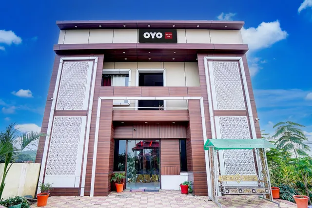 Hotel O The God Gift