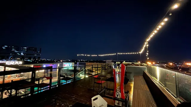 The Upper Bar & Bistro