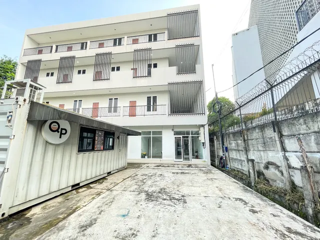 Koskara - Kost Karawaci