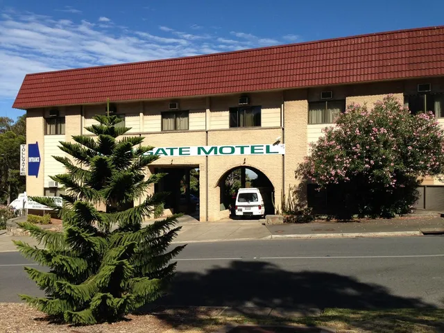 Tollgate Motel