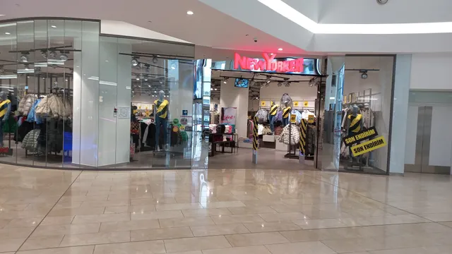Dəniz Mall