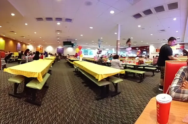 Peter Piper Pizza