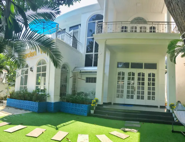 Danang garden pool vila