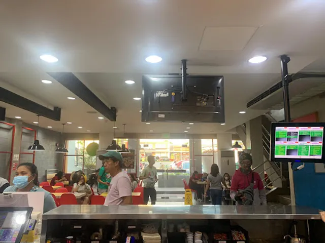 Chowking Tagaytay Rotunda