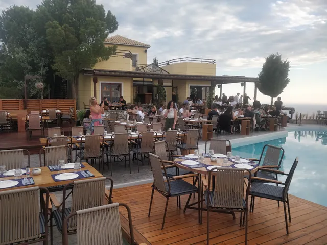 Amente Restaurant & Cocktail bar