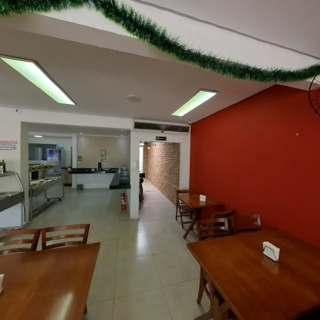 Bozzi’s Restaurante