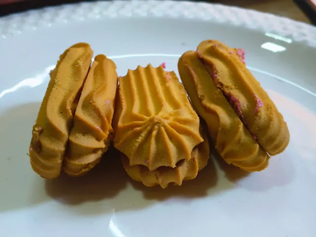 Super National Bakery